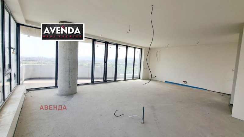 De vânzare  3 dormitoare Sofia , Crâstova vada , 228 mp | 94116603 - imagine [2]