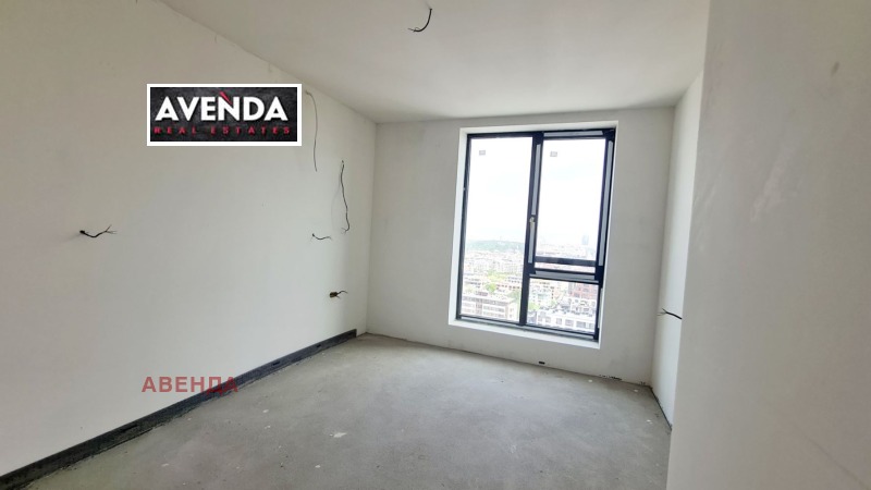 De vânzare  3 dormitoare Sofia , Crâstova vada , 228 mp | 94116603 - imagine [4]