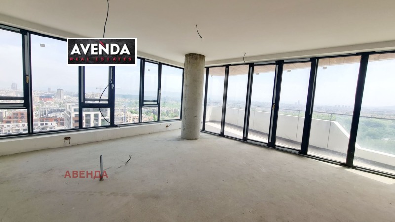 De vânzare  3 dormitoare Sofia , Crâstova vada , 228 mp | 94116603