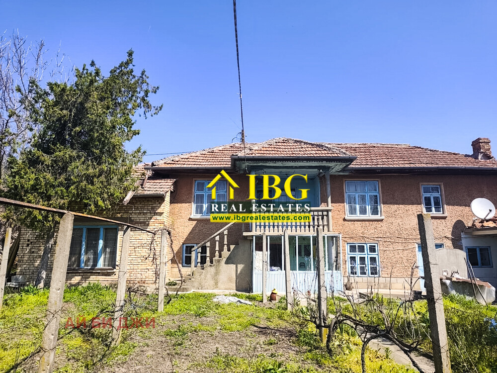 Продава КЪЩА, гр. Полски Тръмбеш, област Велико Търново