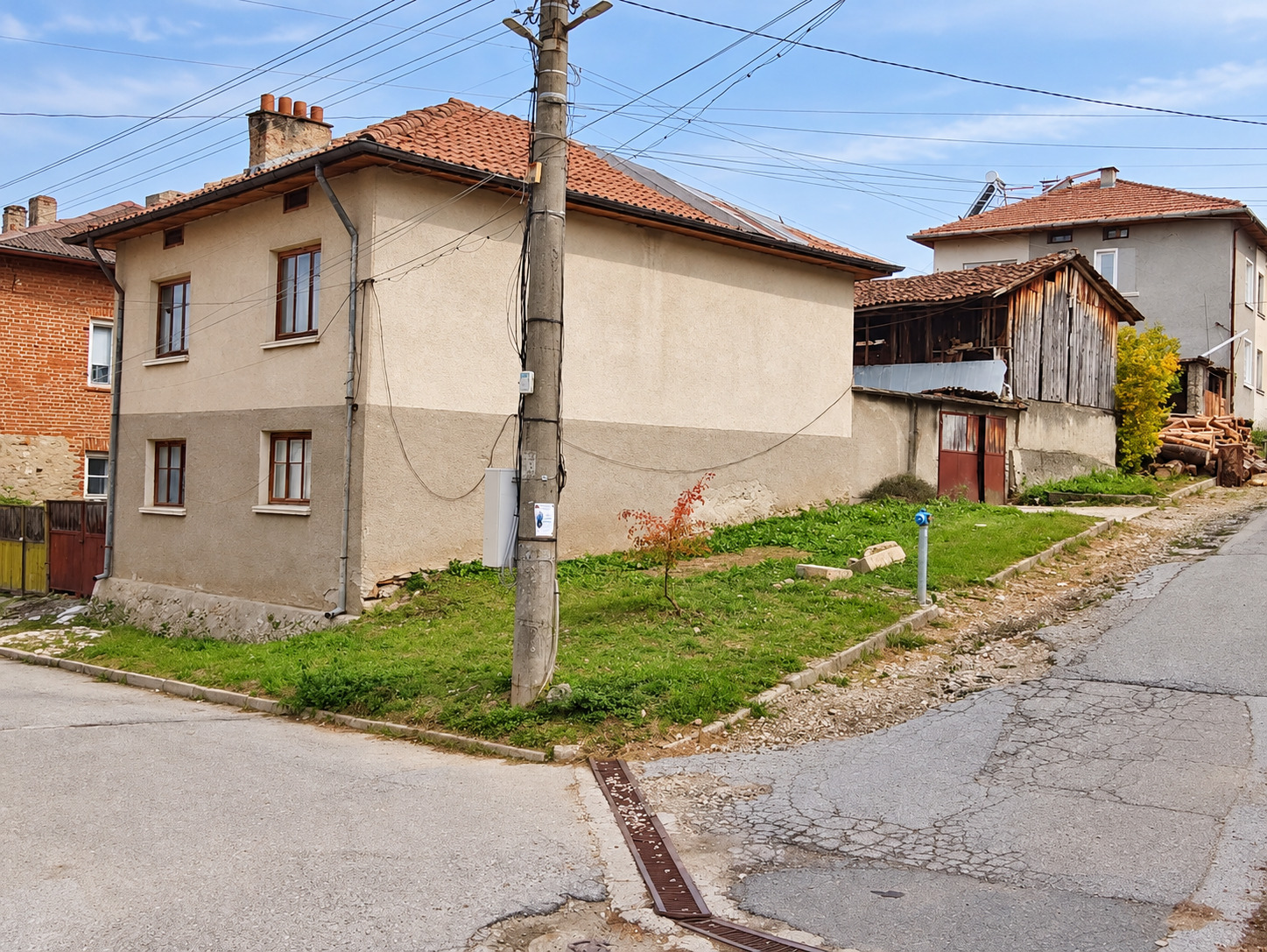 Продава КЪЩА, с. Годлево, област Благоевград, снимка 2 - Къщи - 56594403