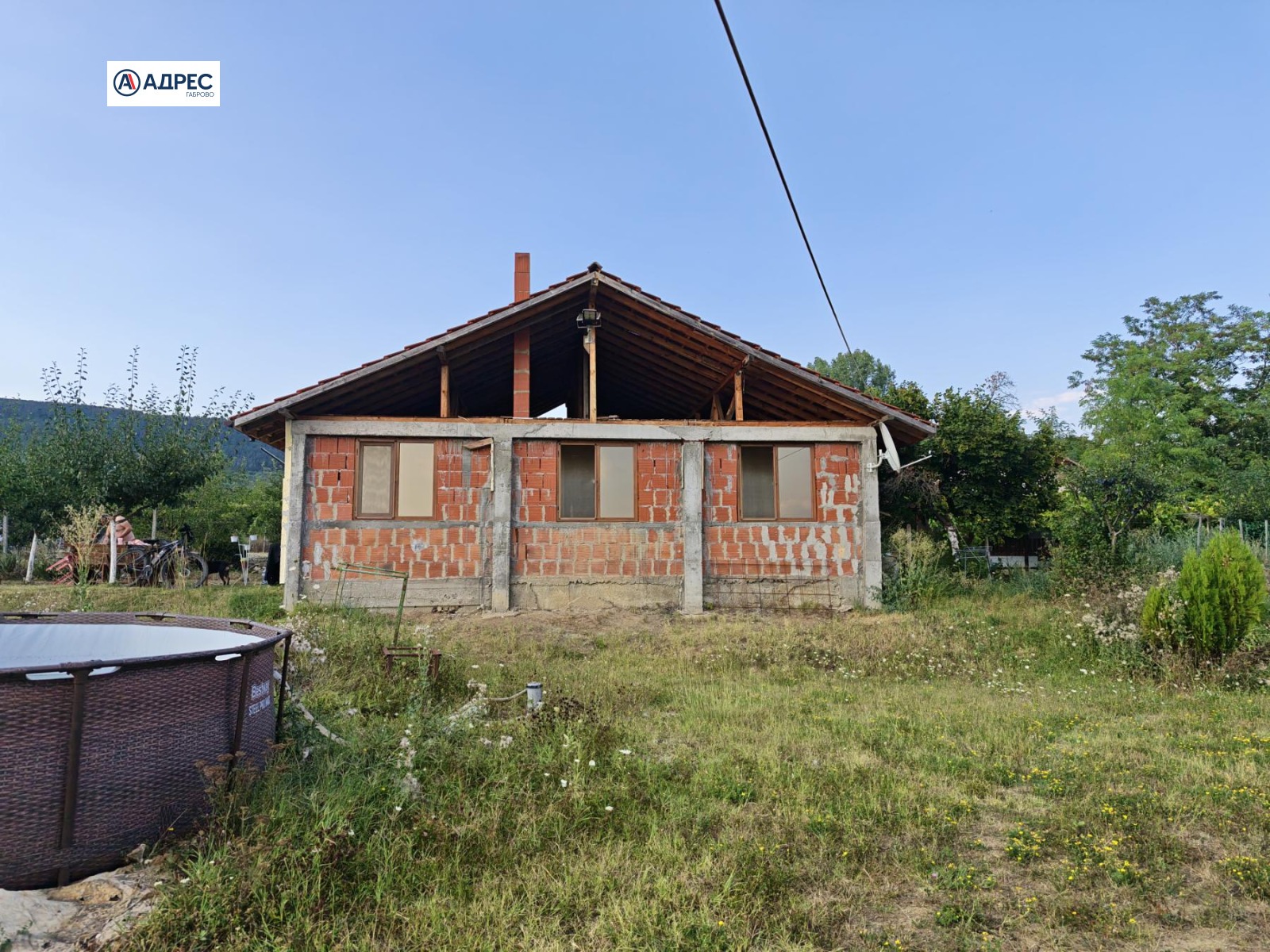 Продава ВИЛА, гр. Севлиево, област Габрово