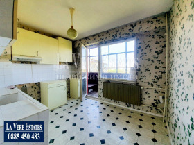 2 slaapkamers Vazrazjdane, Ruse 1