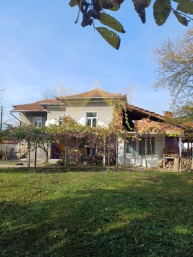Hus Razliv, region Sofia