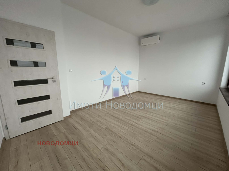 Продава 3-СТАЕН, гр. Шумен, Военно училище, снимка 3 - Апартаменти - 53165195