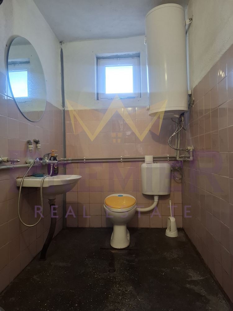 Продава КЪЩА, с. Синдел, област Варна, снимка 15 - Къщи - 52547672