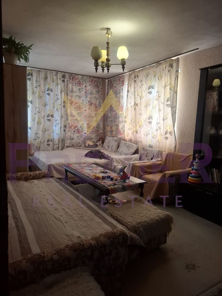 Продава КЪЩА, с. Синдел, област Варна, снимка 10 - Къщи - 52547672