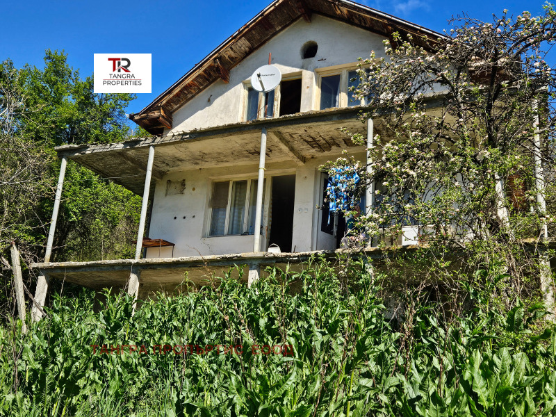 Продава ВИЛА в област Перник, с. Борнарево - 87 кв.м / 25 000 € » 48 895.75 лв., ТАНГРА ПРОПЪРТИС ЕООД
