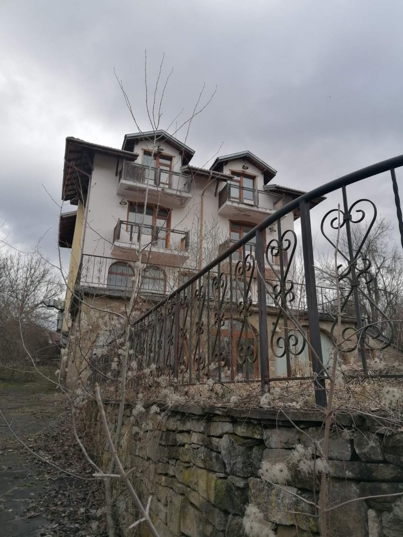 Продава ХОТЕЛ в област Габрово, с. Кметовци - 461 кв.м / 240 000 € » 469 399.20 лв., РИК-ОМ ЕООД