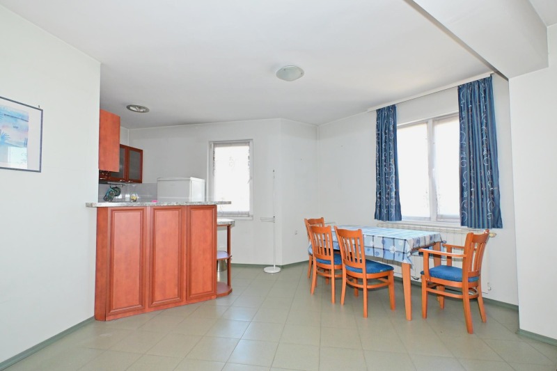 Продава  3-стаен град Перник , Димова махала , 96 кв.м | 34086965 - изображение [4]