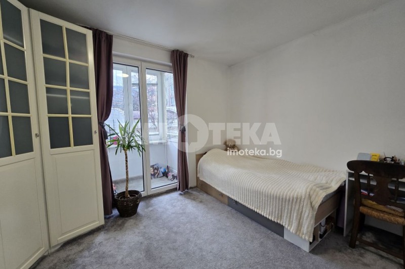 Продава МНОГОСТАЕН, гр. София, Бъкстон, снимка 7 - Апартаменти - 53426978