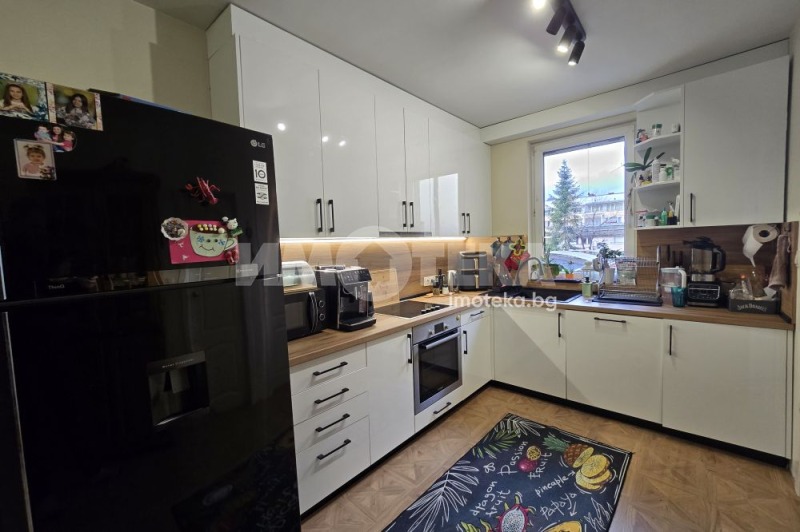 Продава МНОГОСТАЕН, гр. София, Бъкстон, снимка 4 - Апартаменти - 53426978