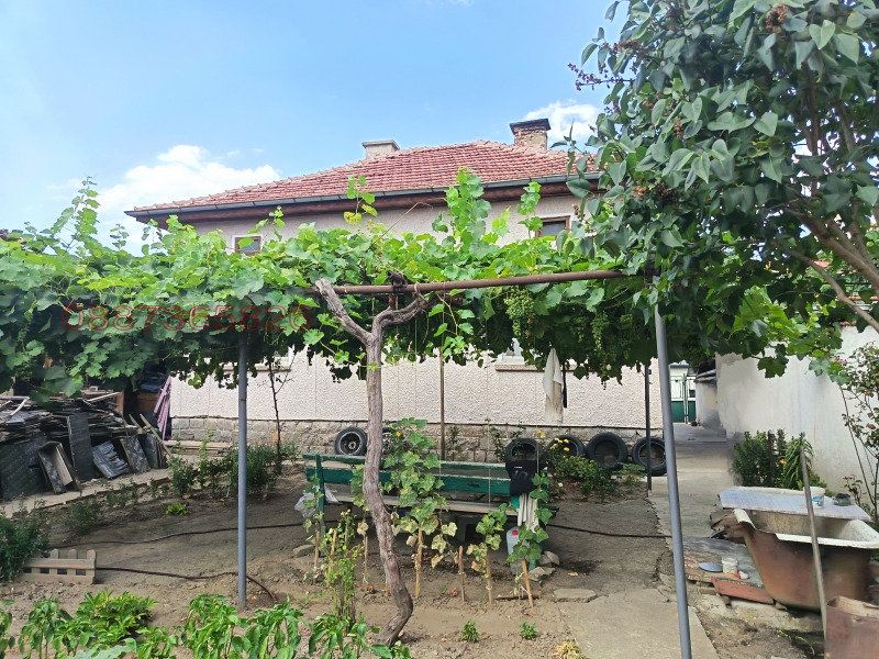 Продава КЪЩА, гр. София, с. Кривина, снимка 4 - Къщи - 52777350