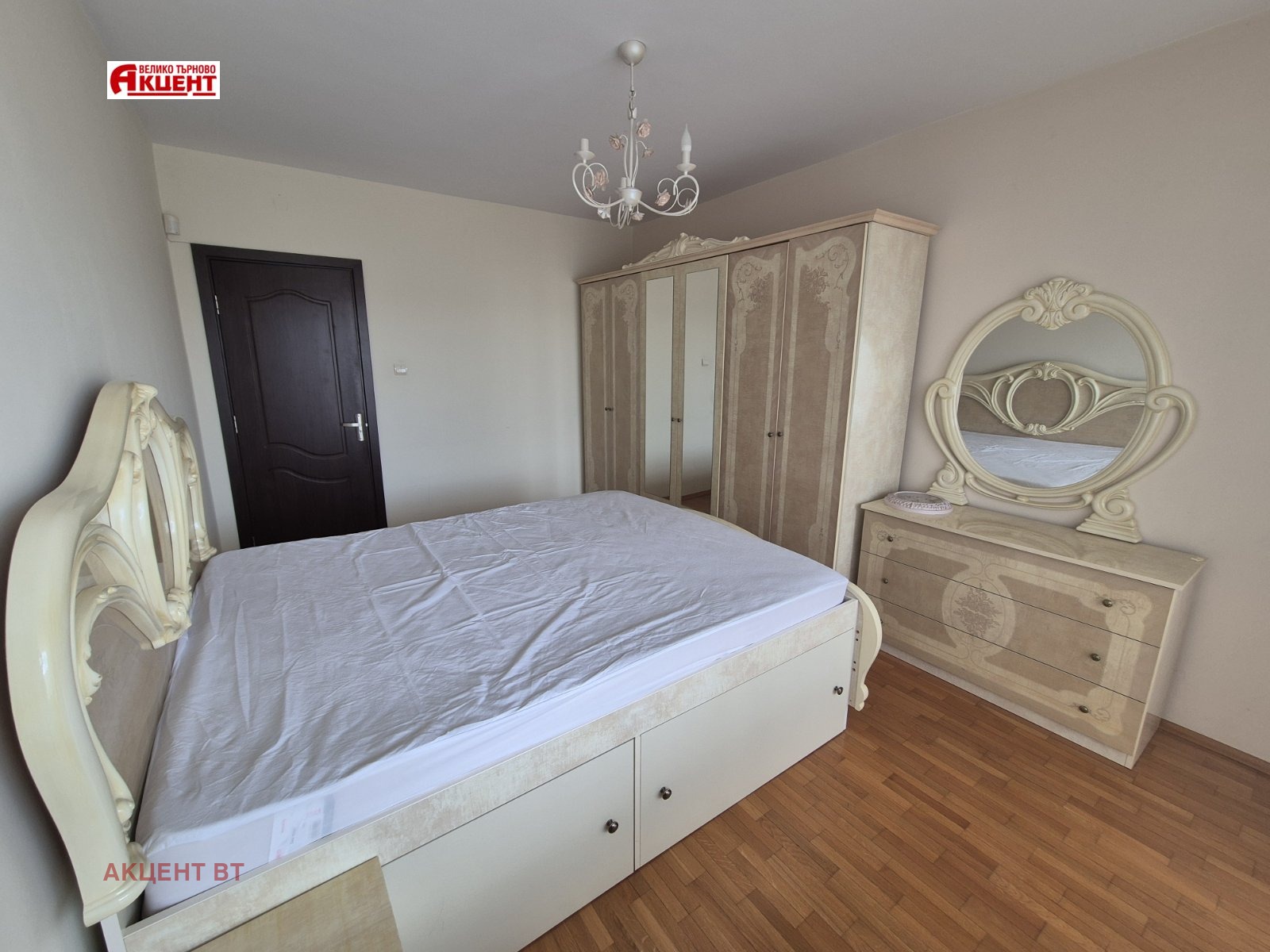 Продава 3-СТАЕН, гр. Велико Търново, Колю Фичето, снимка 6 - Апартаменти - 55189676