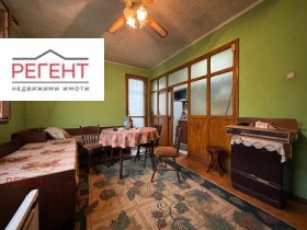 2 dormitoare Țentâr, Loveci