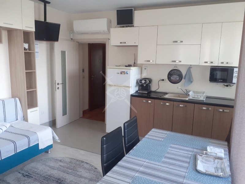 Na sprzedaż  1 sypialnia region Burgas , Pomorie , 58 mkw | 47339258 - obraz [3]