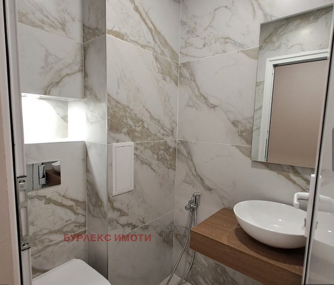 Продава 3-СТАЕН, гр. Варна, Централна поща, снимка 9 - Апартаменти - 55657037