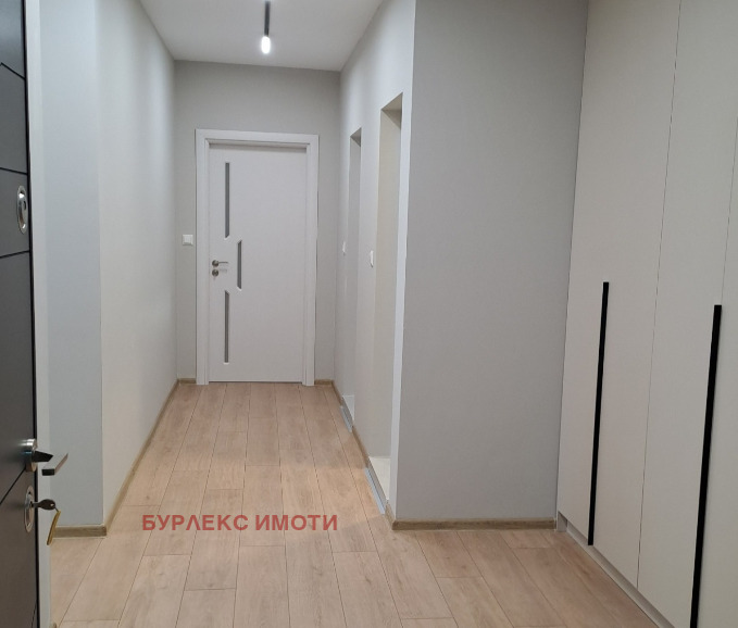 Продава 3-СТАЕН, гр. Варна, Централна поща, снимка 6 - Апартаменти - 55657037