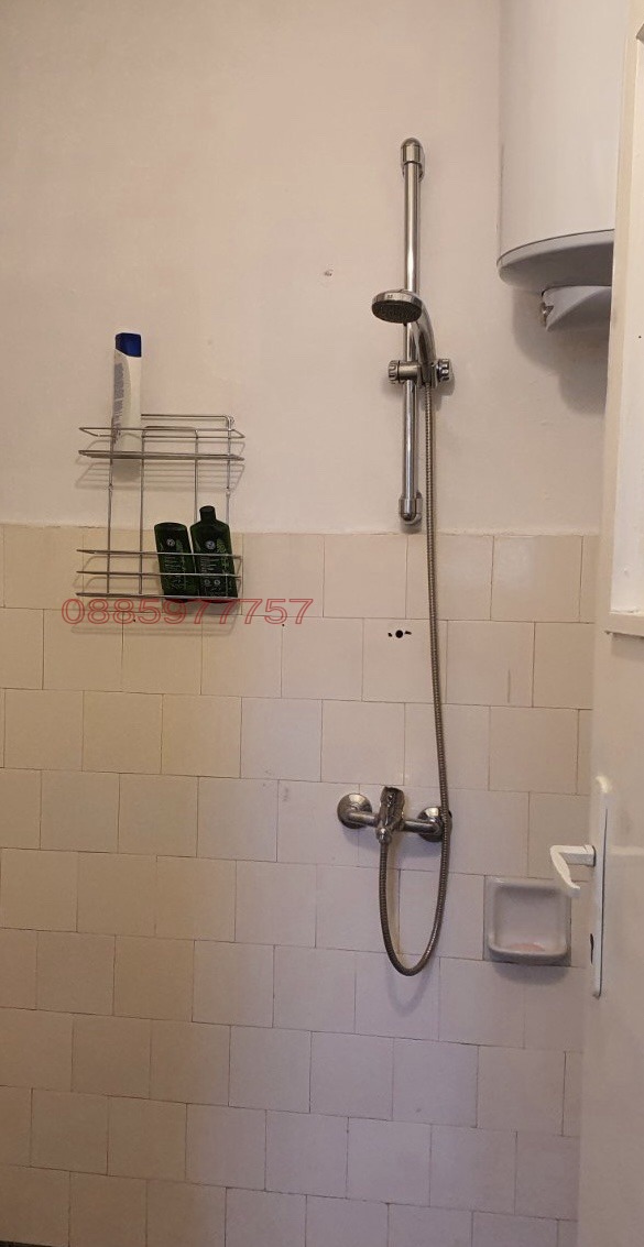 Продава ЕТАЖ ОТ КЪЩА, гр. Плевен, Мара Денчева, снимка 12 - Етаж от къща - 53179321