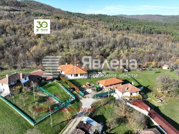 Продава КЪЩА, с. Средни колиби, област Велико Търново, снимка 2 - Къщи - 54046860