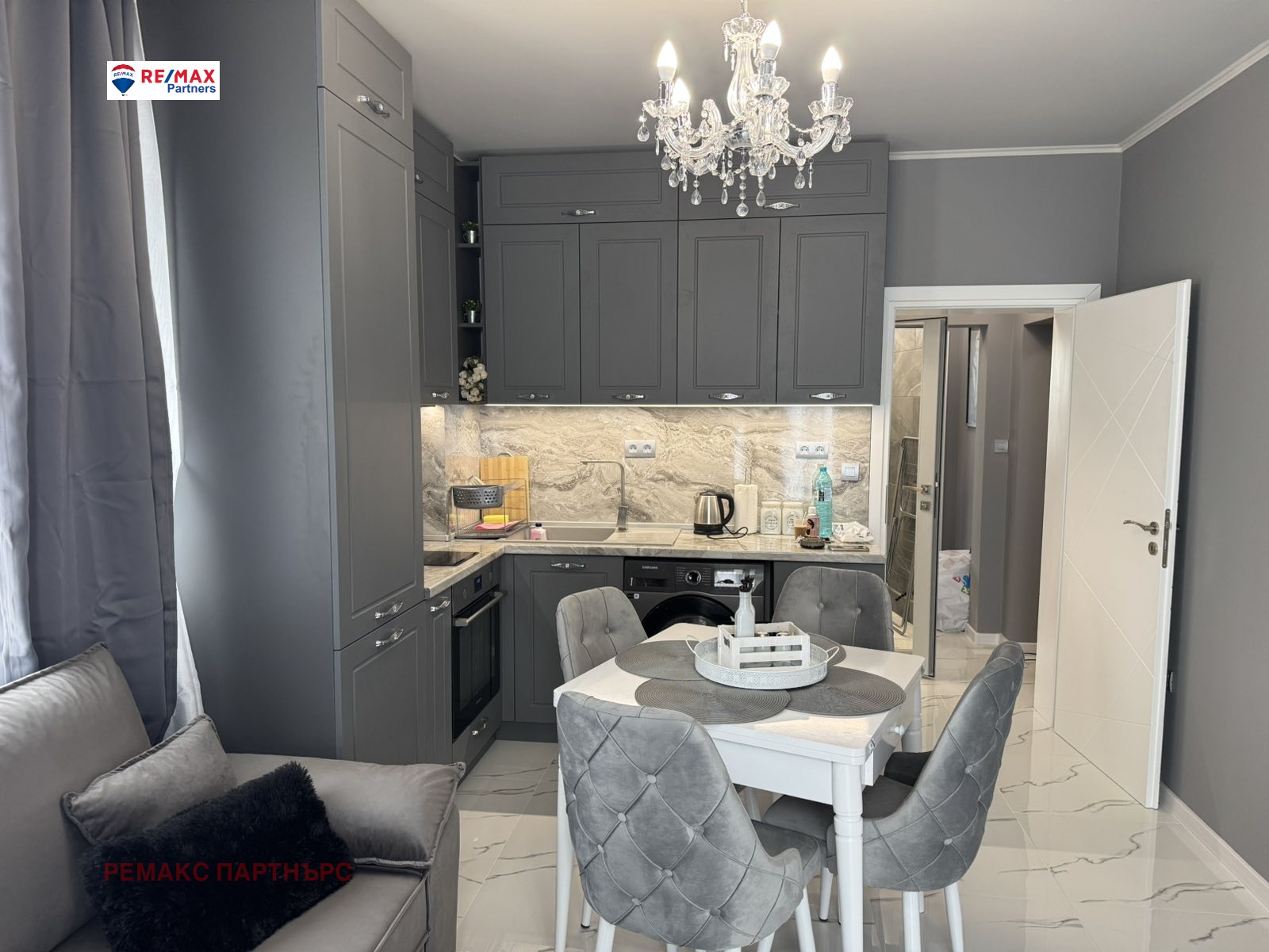 Продава 3-СТАЕН, гр. Варна, Базар Левски, снимка 2 - Апартаменти - 52589551
