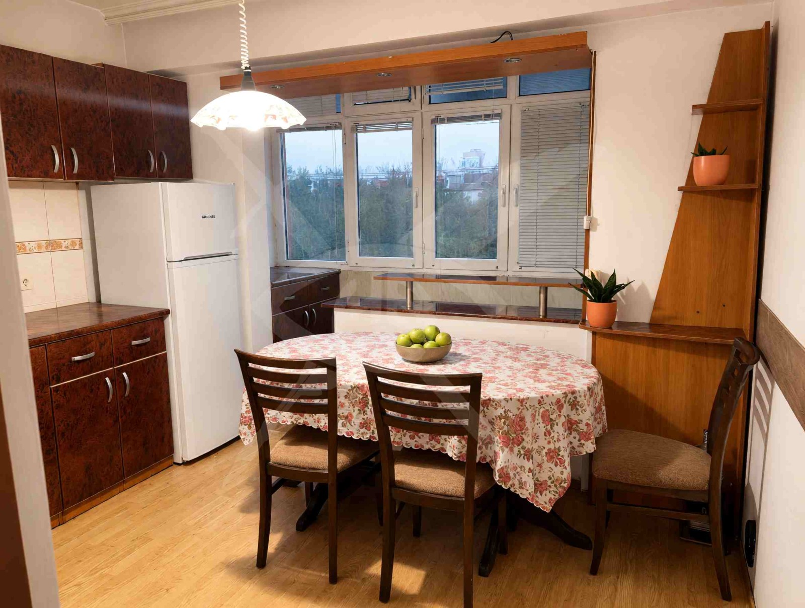 Продава 3-СТАЕН, гр. Бургас, Изгрев