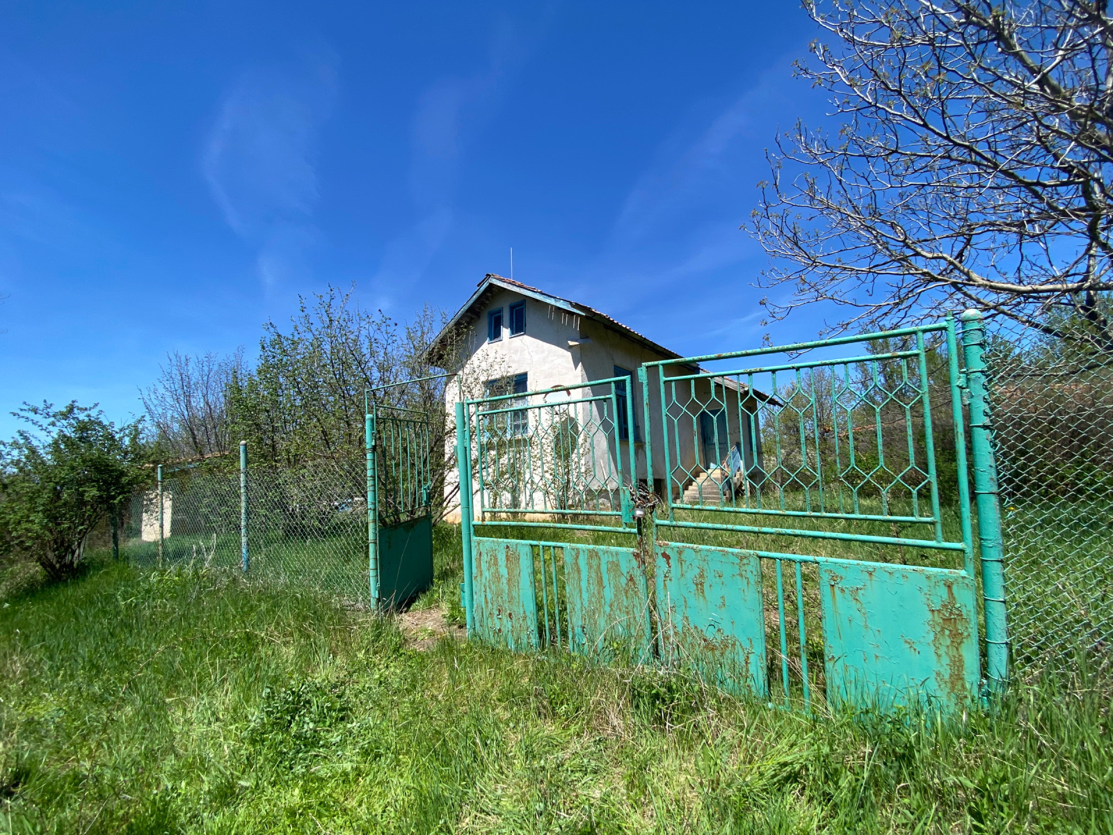 Продава КЪЩА, гр. Годеч, област София област, снимка 2 - Къщи - 54344072