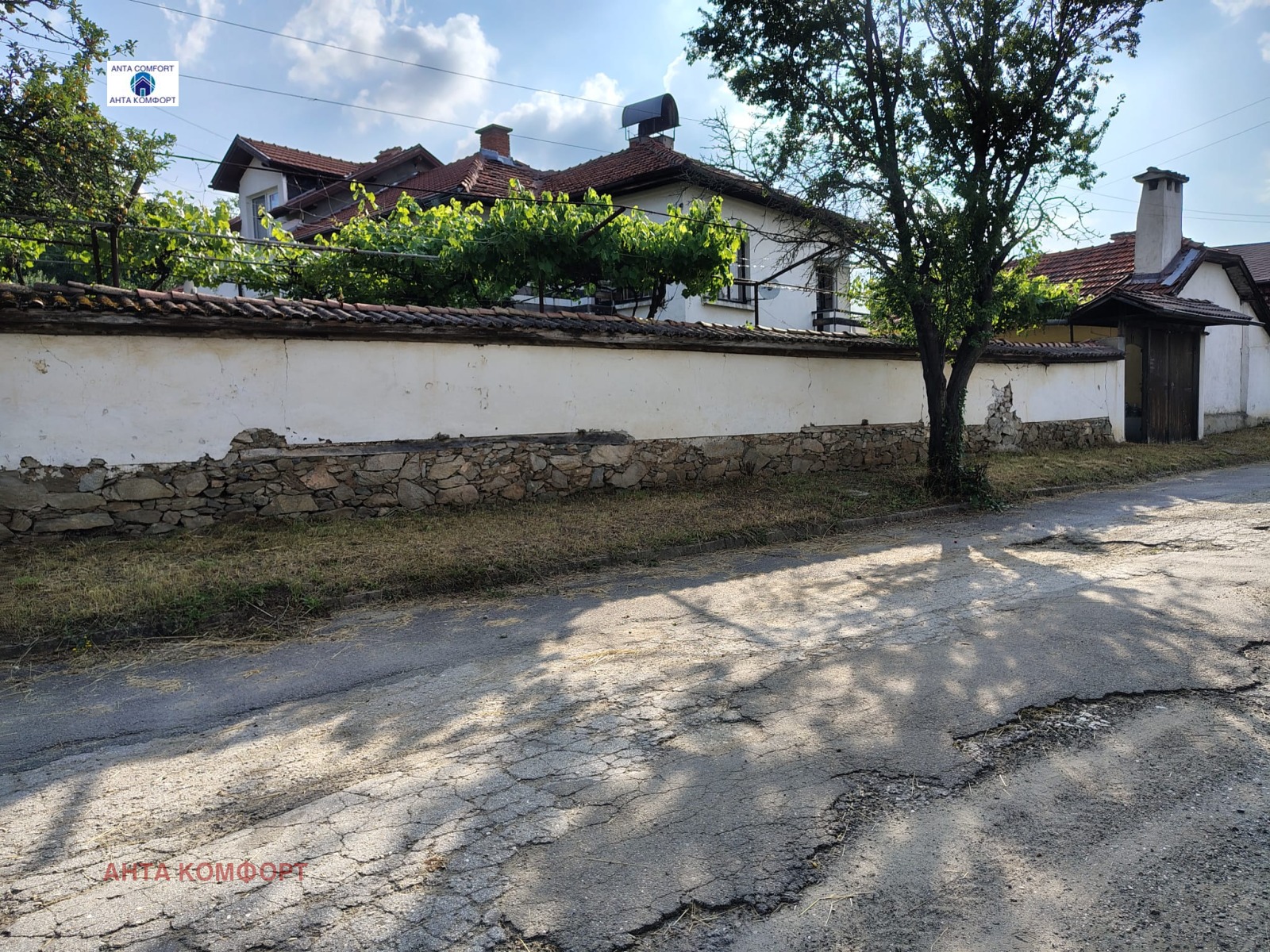 Продава КЪЩА, с. Черньово, област София област