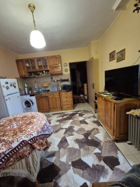 1 bedroom Vazrazhdane, Burgas 1