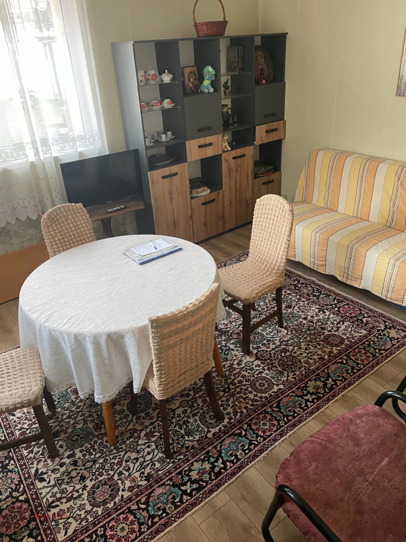 Продава КЪЩА, гр. Перник, Църква, снимка 5 - Къщи - 53047618