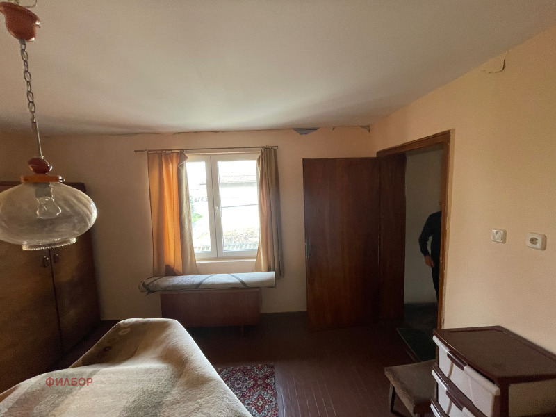 Продава КЪЩА, гр. Перник, Църква, снимка 12 - Къщи - 53047618