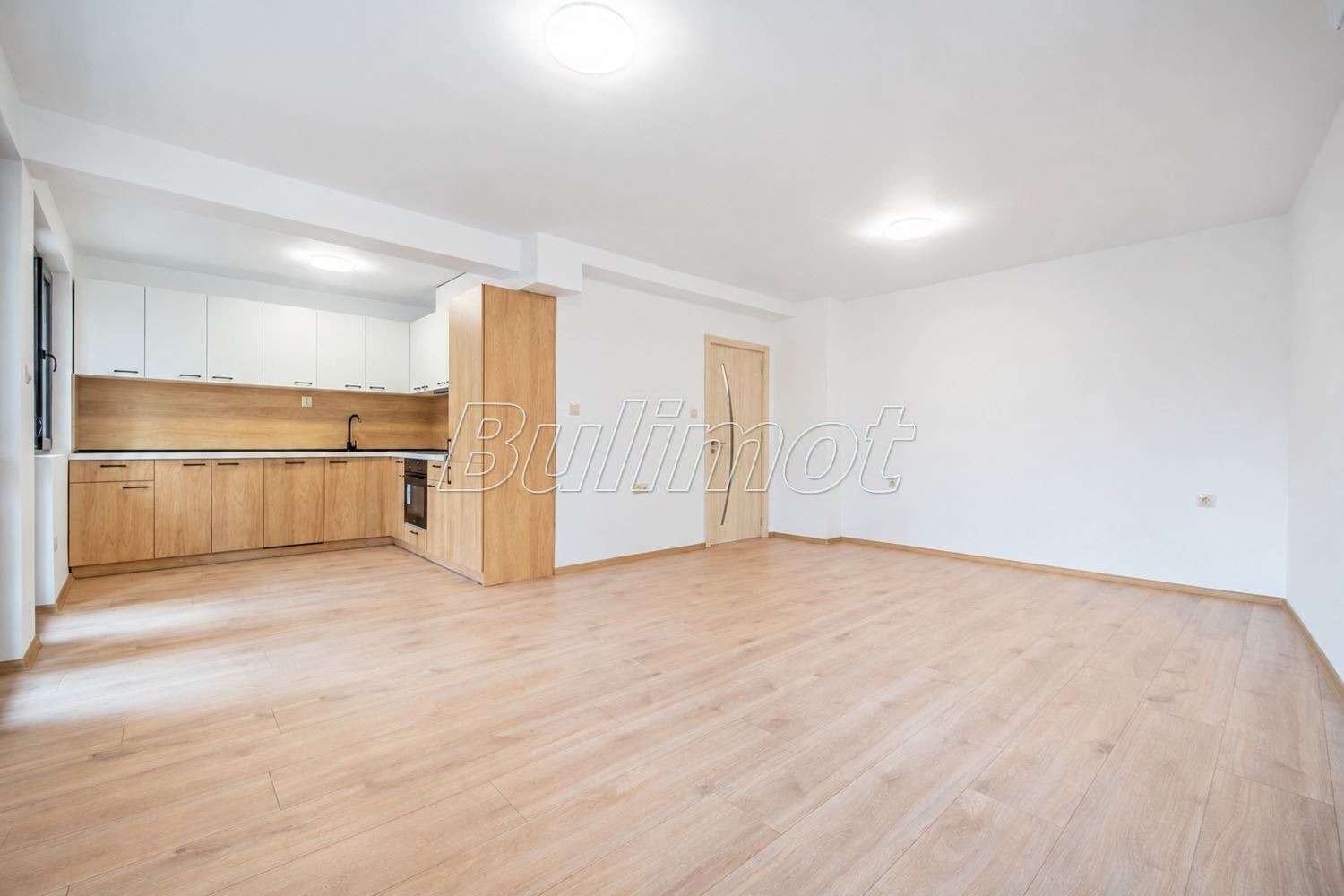 Продава 3-СТАЕН, гр. Варна, Център, снимка 4 - Апартаменти - 55816855