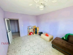 1 Schlafzimmer Mladost 2, Montana 3