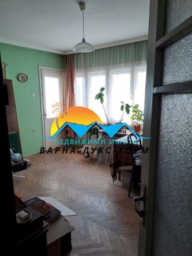 3 bedroom Sportna zala, Varna 2