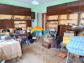 3 bedroom Sportna zala, Varna 1