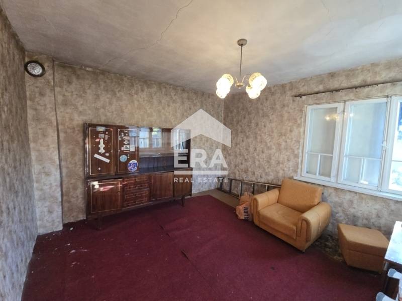 Продава КЪЩА, гр. Русе, Сарая, снимка 5 - Къщи - 52709660