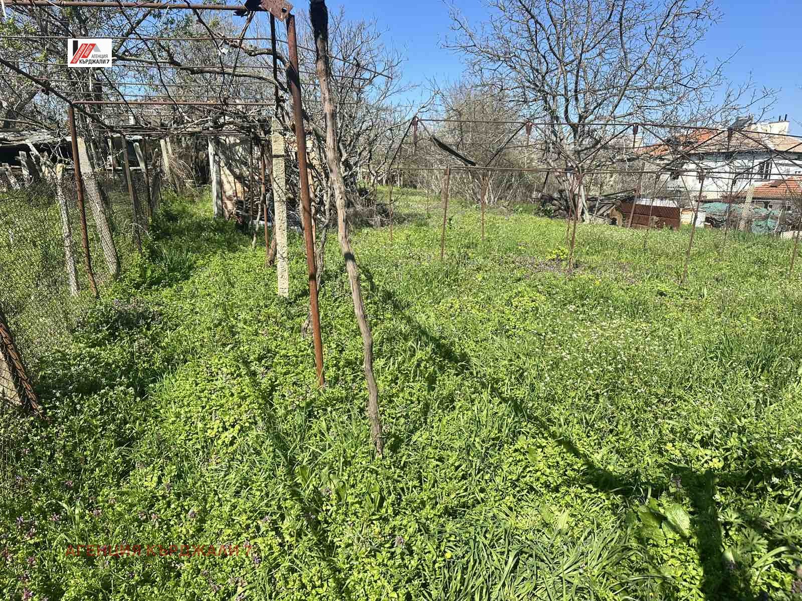 Продава КЪЩА, гр. Кърджали, Веселчане, снимка 2 - Къщи - 54106269