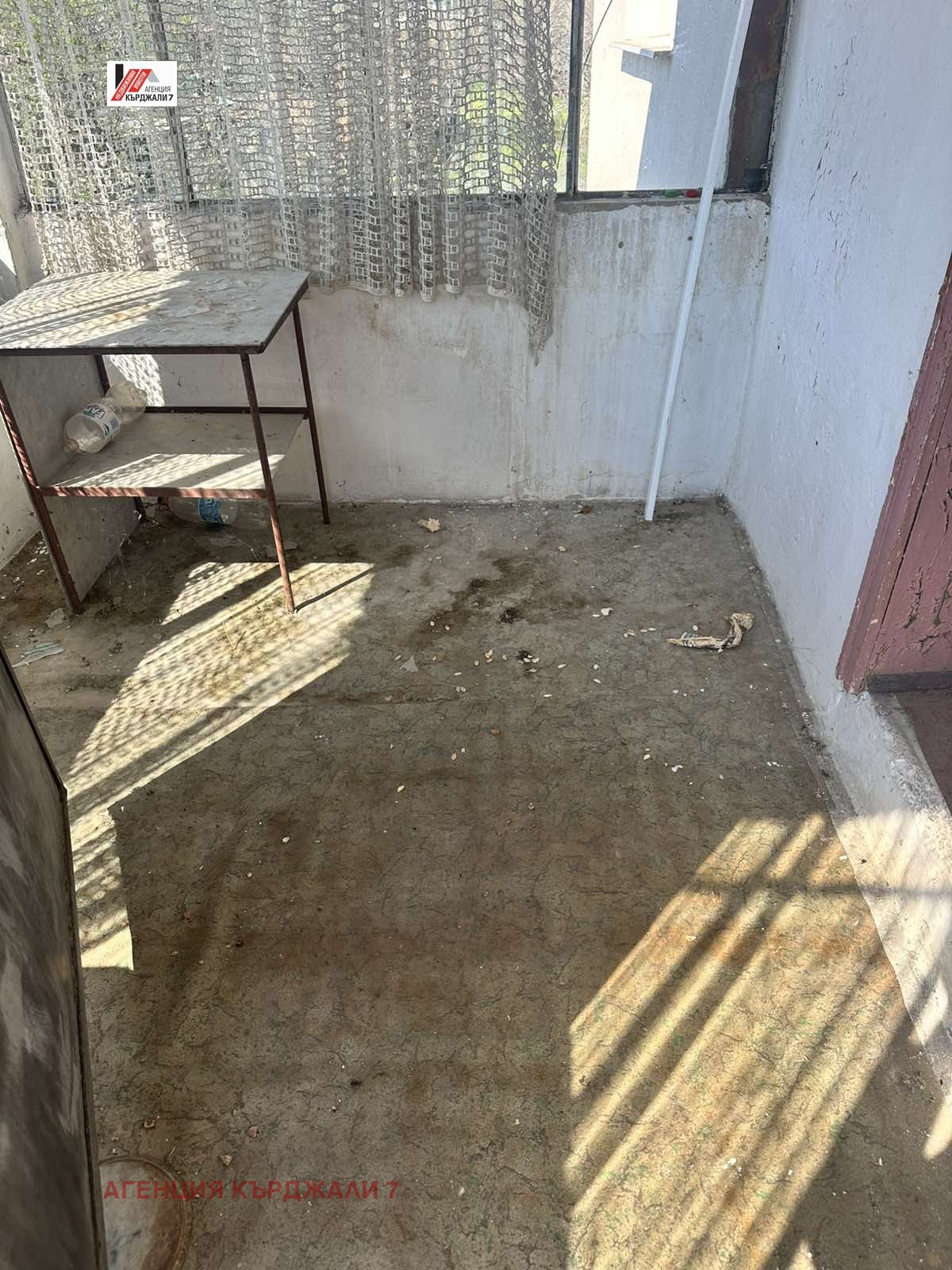 Продава КЪЩА, гр. Кърджали, Веселчане, снимка 8 - Къщи - 54106269