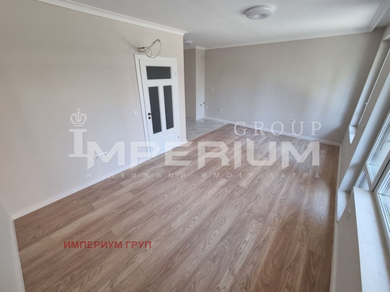 À venda  1 quarto Varna , k.k. Sv.Sv. Konstantin i Elena , 68 m² | 65727213 - imagem [2]