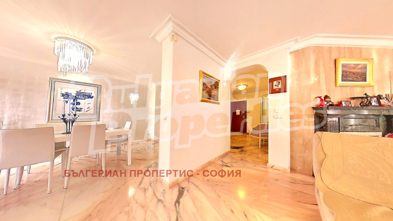 Продава 4-СТАЕН, гр. София, Лозенец, снимка 4 - Апартаменти - 52709188