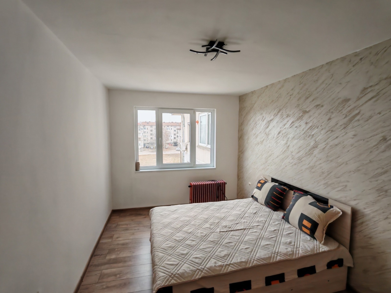 Продава 3-СТАЕН, гр. Плевен, Дружба 2, снимка 2 - Апартаменти - 56204069