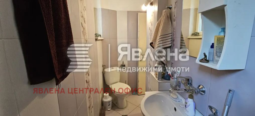 Продава 4-СТАЕН, гр. София, Оборище, снимка 13 - Апартаменти - 56354921