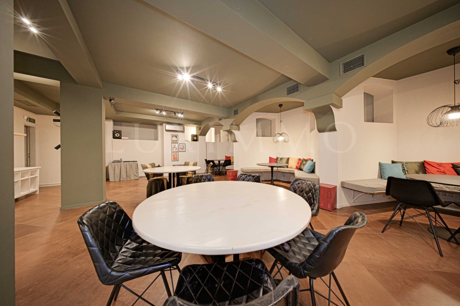 Продава МАГАЗИН | Imot.bg — изображение 13