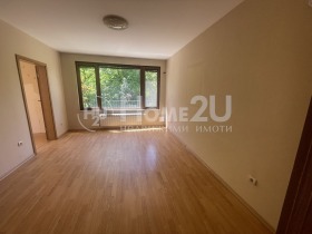 2 chambres Lozenets, Sofia 2
