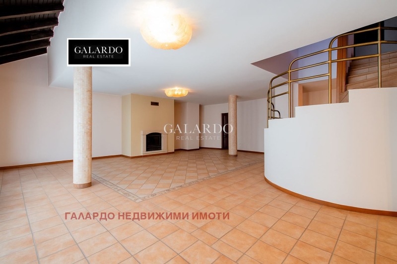 Продава 4-СТАЕН, гр. София, Лозенец, снимка 3 - Апартаменти - 53185451