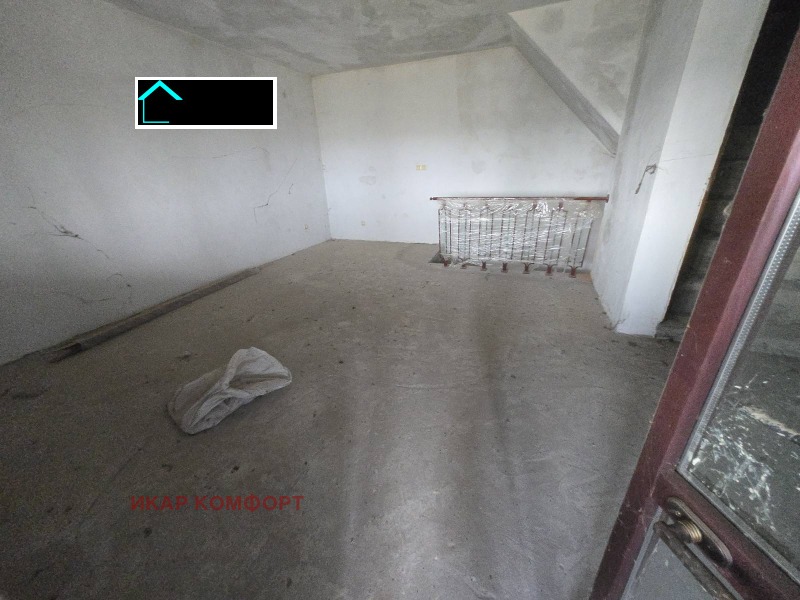 Продава  Къща област Русе , с. Червена вода , 420 кв.м | 71888487 - изображение [11]