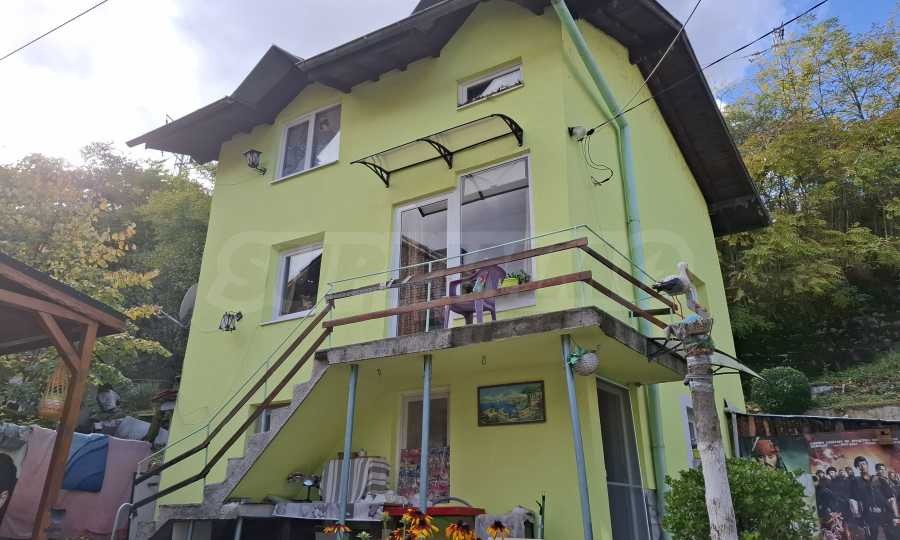 Продава КЪЩА, с. Реброво, област София област, снимка 2 - Къщи - 52411123