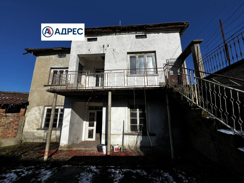 Продава КЪЩА в област Плевен, с. Писарово - 140 кв.м / 18 000 € » 35 204.94 лв., АДРЕС - ФРАНЧАЙЗ ПЛЕВЕН