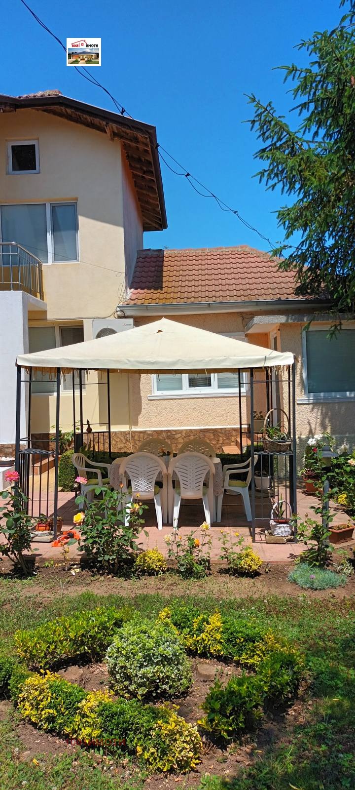 En venta  Casa región Dóbrich , Shabla , 300 metros cuadrados | 70860858