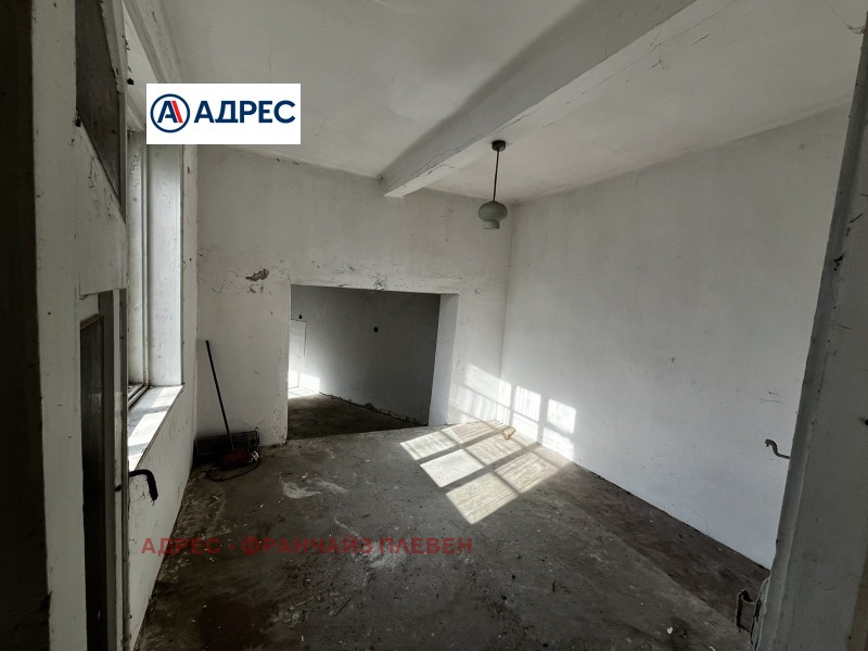 Продава КЪЩА, с. Писарово, област Плевен, снимка 5 - Къщи - 53162385